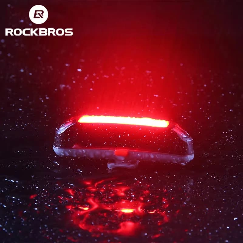 Luce posteriore LED per bicicletta ricaricabile via USB